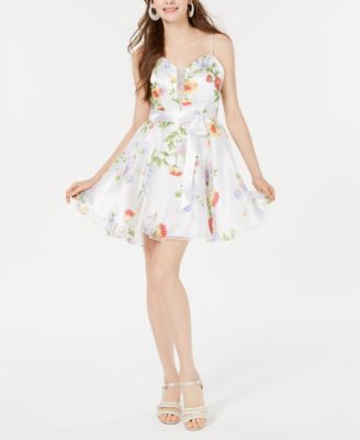 Flowing Dresses for Promotion